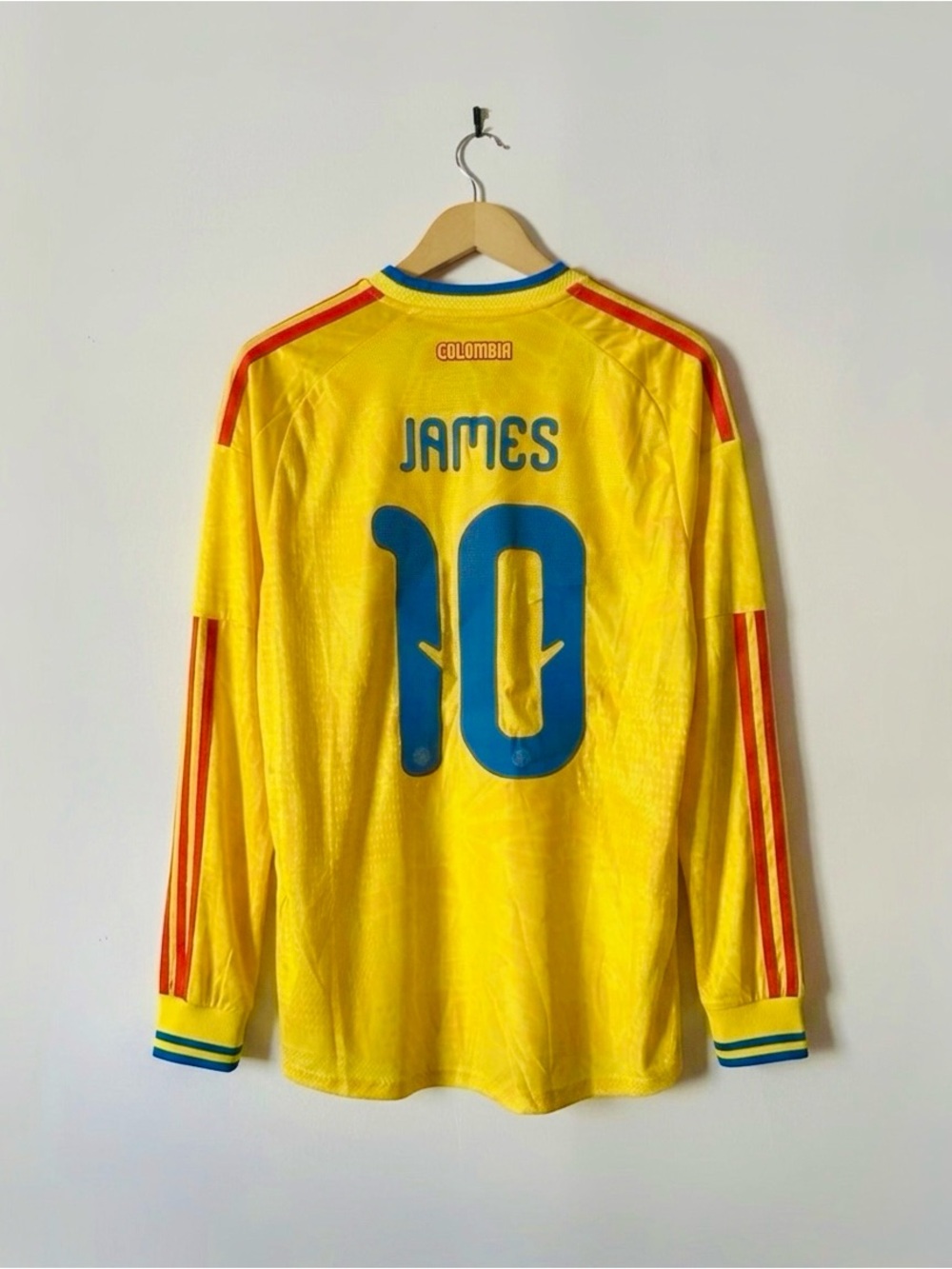 James #10 Colombia 2026 Jersey Soccer Fan Version Long Sleeve Size Medium